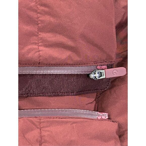 Lululemon Women's Down for It All Jacket Sz 10 - Picture 6 of 7